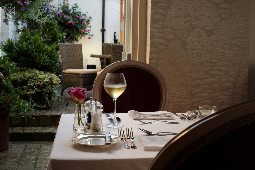 Host & Stay - The Raven Hotel Much Wenlock Exteriér fotografie
