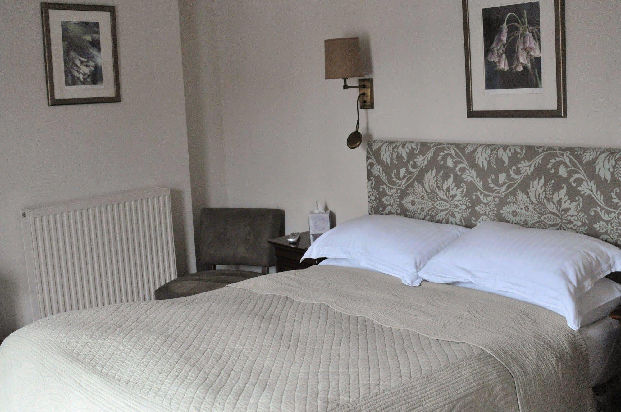 Host & Stay - The Raven Hotel Much Wenlock Exteriér fotografie